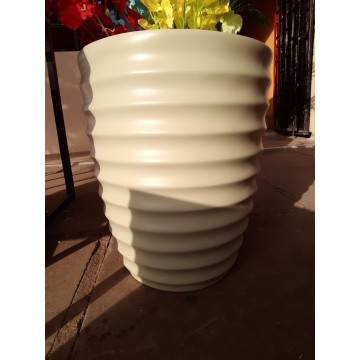 Ringie Fiberglass Pot